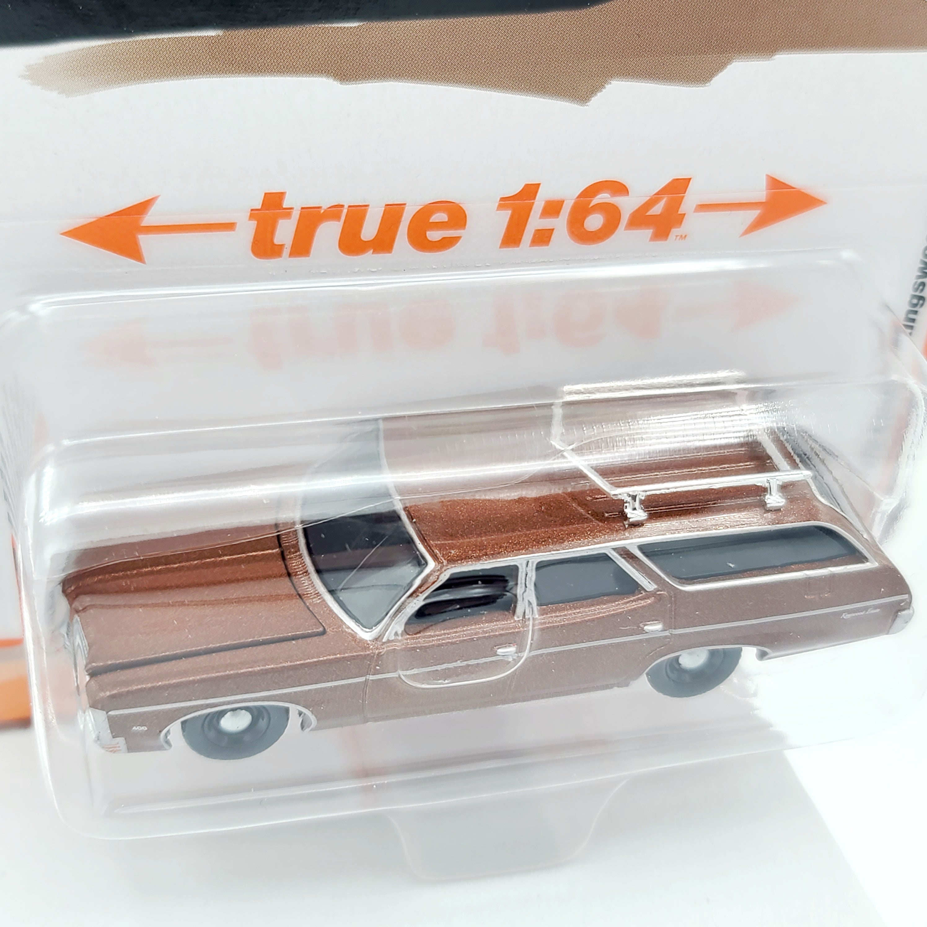 Auto World '70 Chevy Kingswood Estate - 1:64 scale (2024 Release 3A - Muscle Wagons)